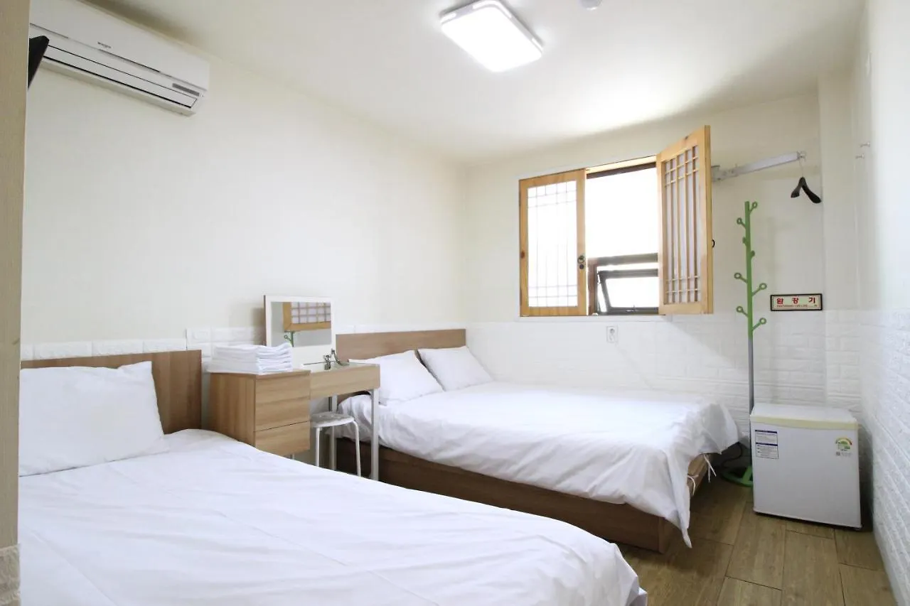 Hostel Hotel Ivory Seoul