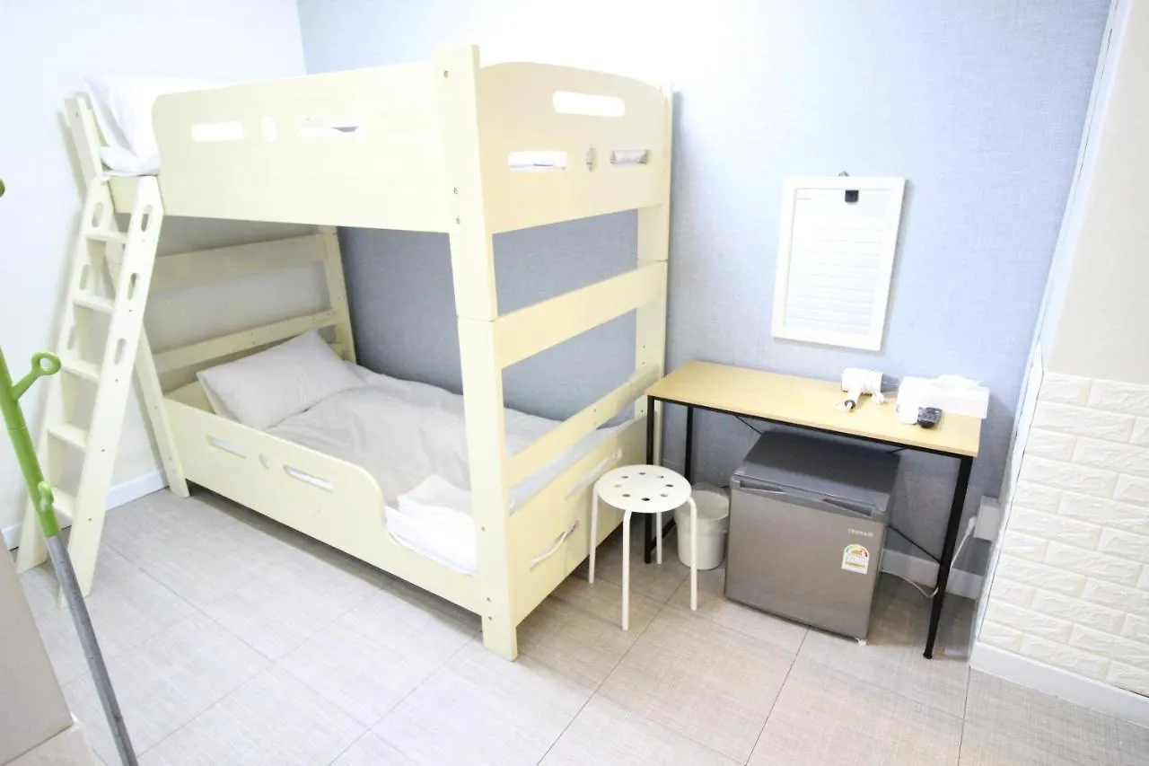 Hotel Ivory Soul Hostel