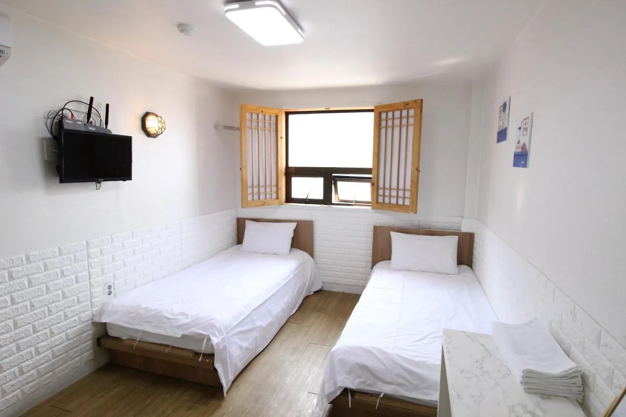 Hotel Ivory Soul Hostel