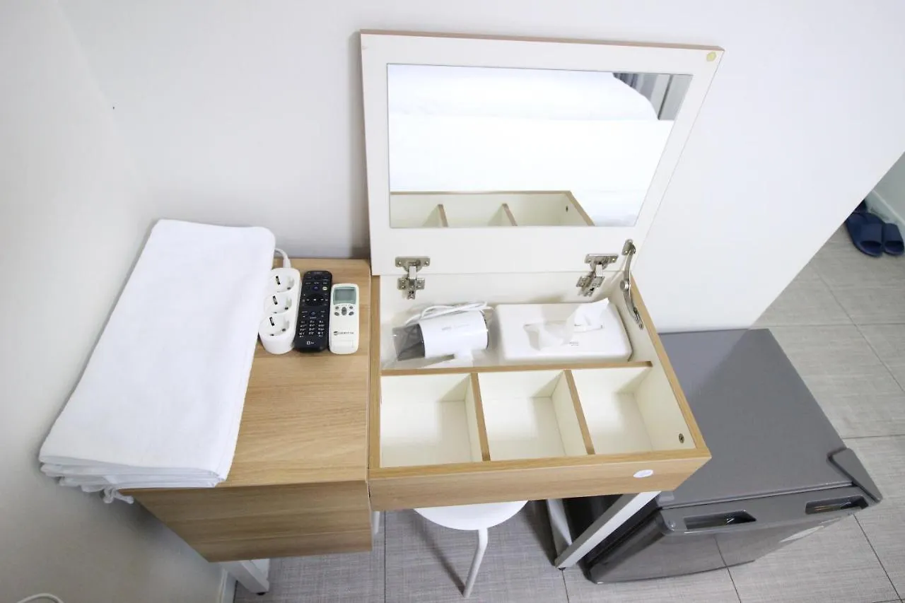 Hotel Ivory Soul 0*,