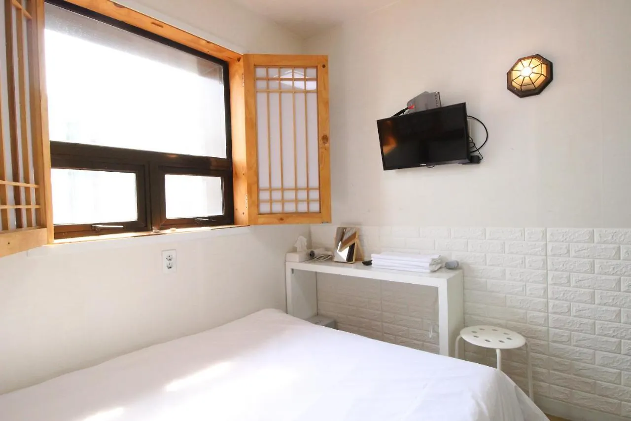 Hotel Ivory Soul Hostel
